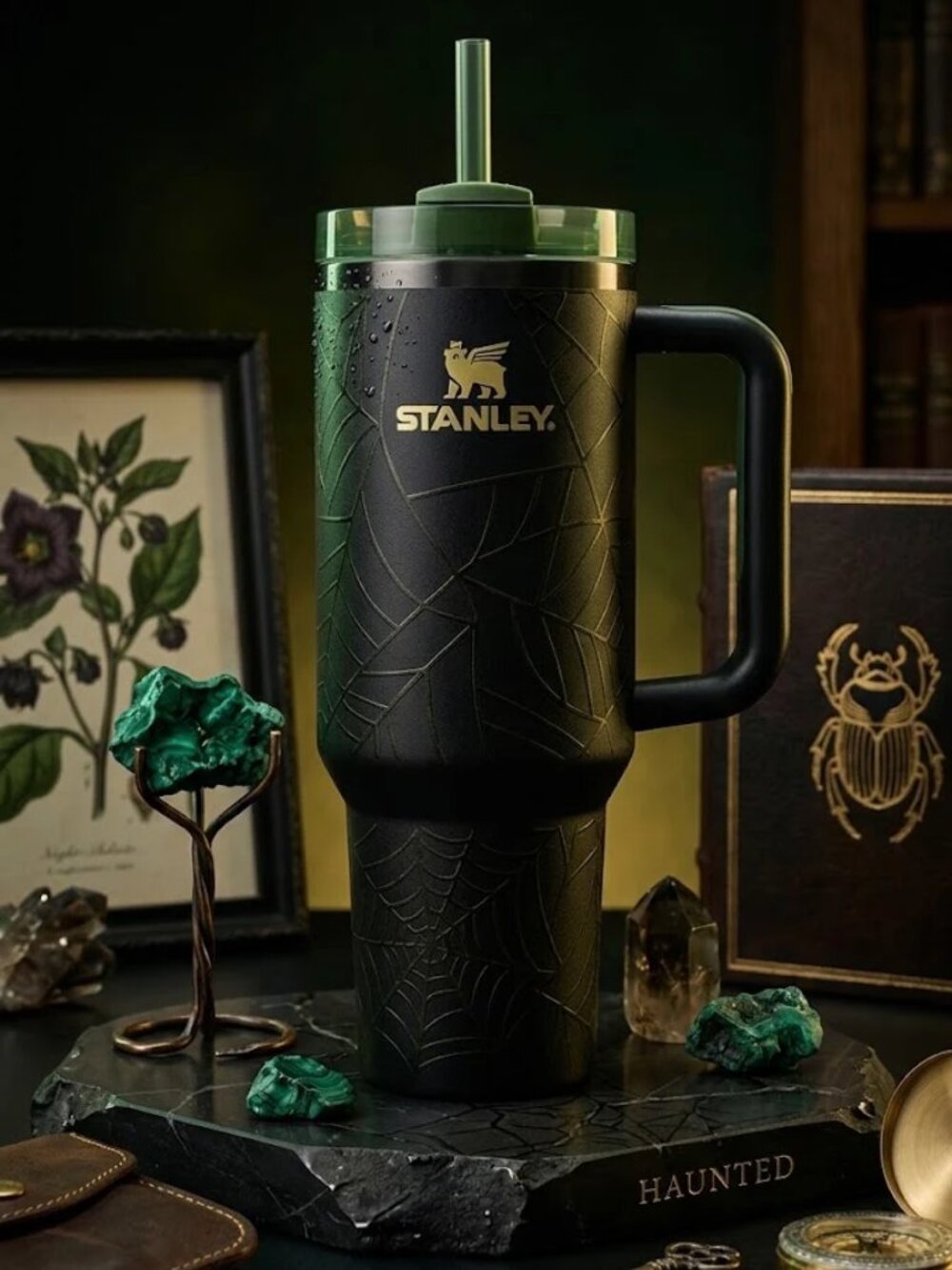 Quencher H2.0 HALLOWEEN WEB GLOW 40oz Limited Edition Tumbler - Picture 3 of 3